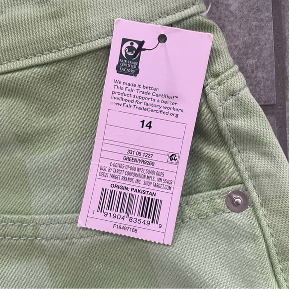 Checkered High Rise Shorts - Picture 5 of 6